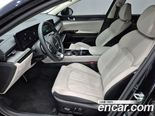 Kia K5 Generation 3 — Фото автомобиля 11