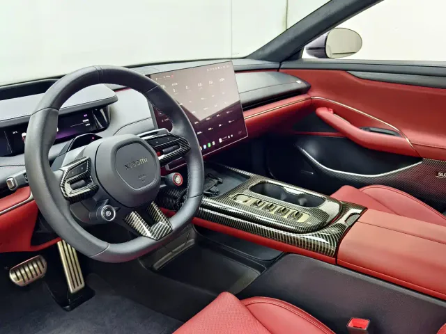 Xiaomi SU7 — Фото автомобиля 16