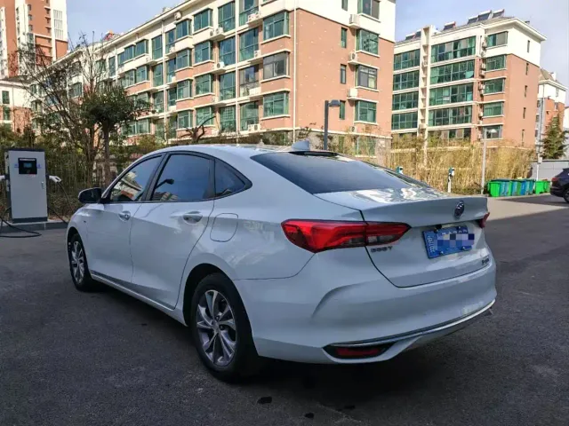 Buick Verano — Фото автомобиля 7