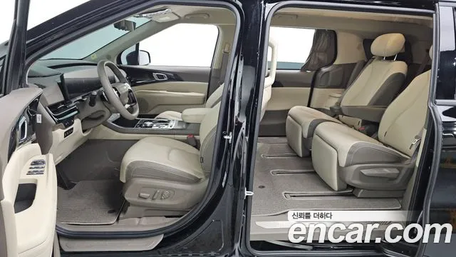 Kia Carnival — Фото автомобиля 16