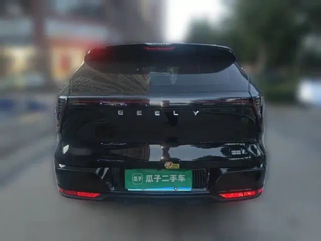 Geely Boyue L — Фото автомобиля 3