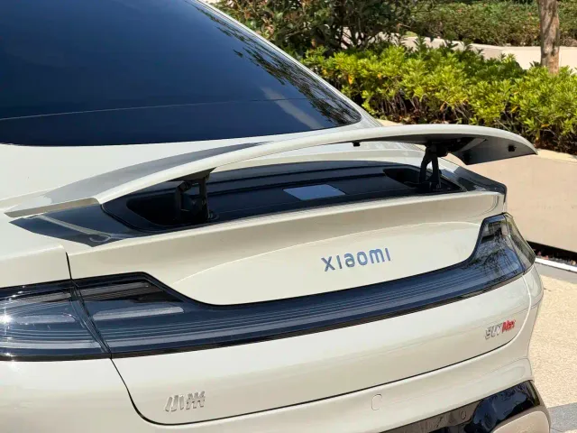 Xiaomi SU7 — Фото автомобиля 13