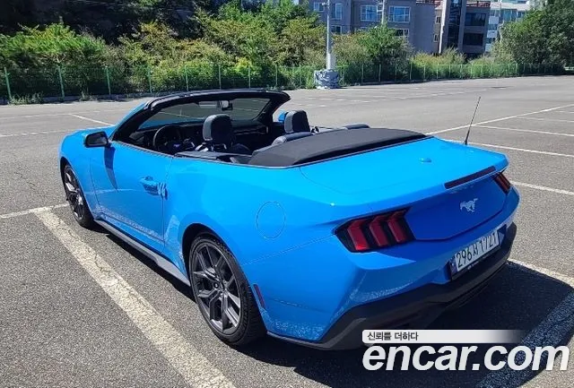 Ford Mustang 7th Gen — Фото автомобиля 5