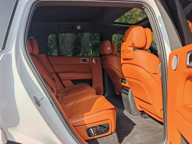 Li Auto L7 — Фото автомобиля 12