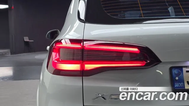 BMW X5 xDrive 40i M Sport — Фото автомобиля 21