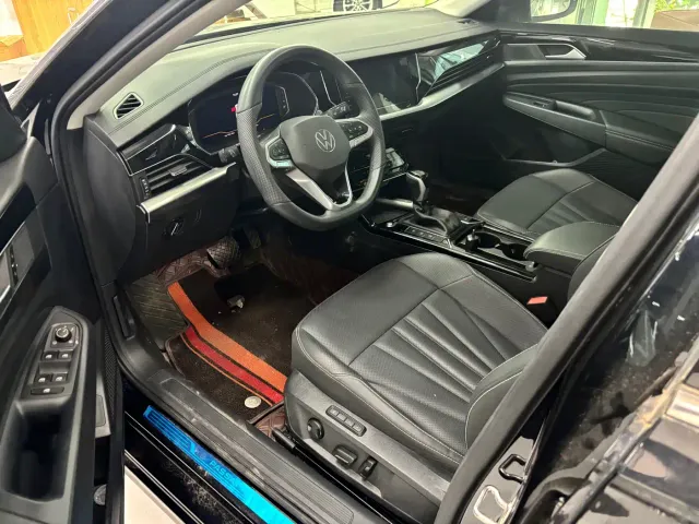 Volkswagen Passat — Фото автомобиля 8