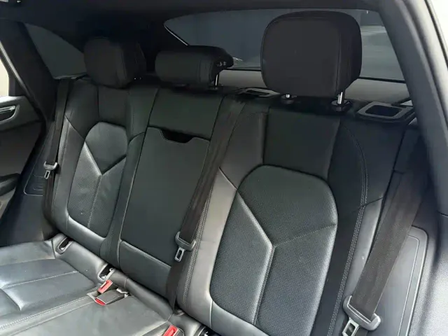 Porsche Macan — Фото автомобиля 17