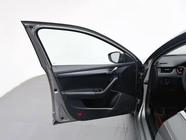 Skoda Octavia — Фото автомобиля 8