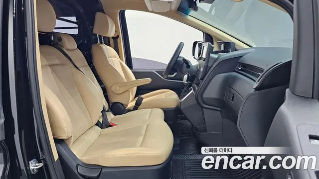 Hyundai Staria — Фото автомобиля 17
