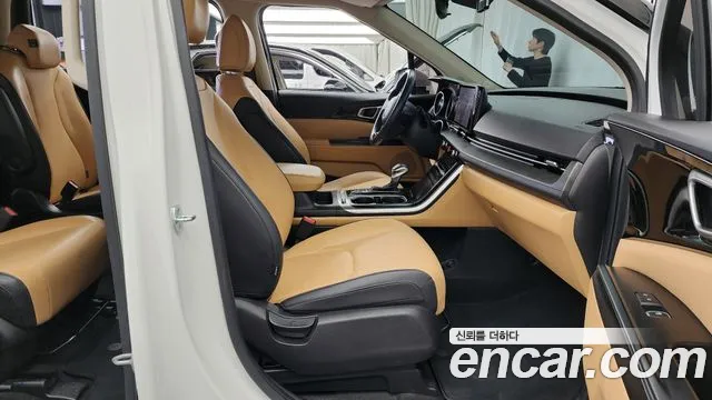Kia Canival Carnival 4 поколение Дизель 9 мест Prestige — Фото автомобиля 11