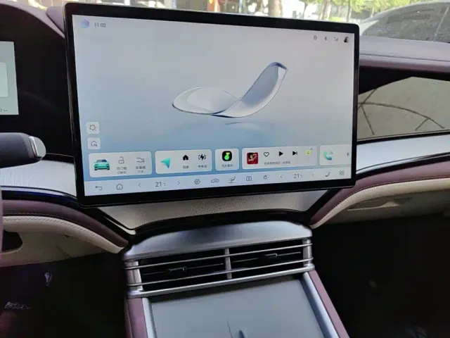 BYD Seal 07 DM-i — Фото автомобиля 12