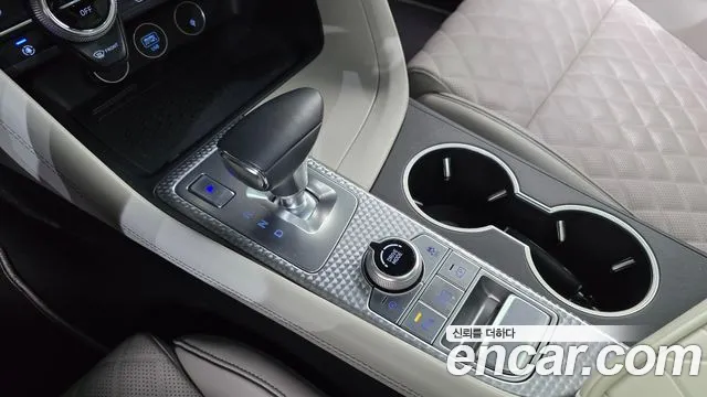 Genesis G70 — Фото автомобиля 9