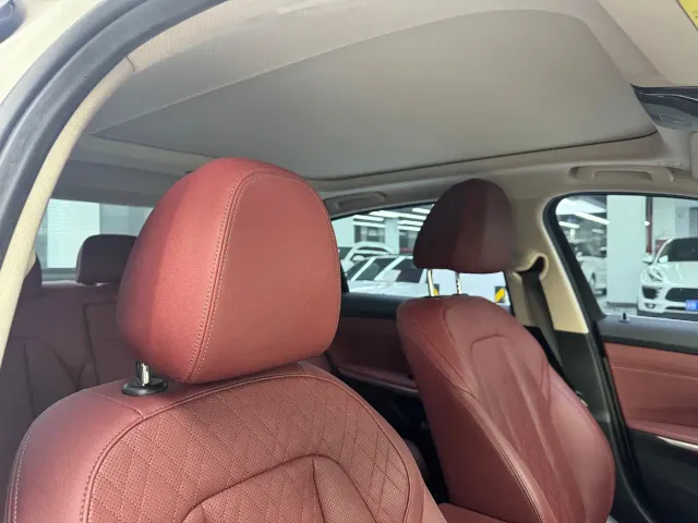 BMW i3 — Фото автомобиля 13