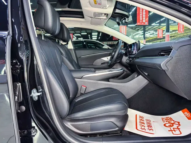 Buick LaCrosse — Фото автомобиля 7