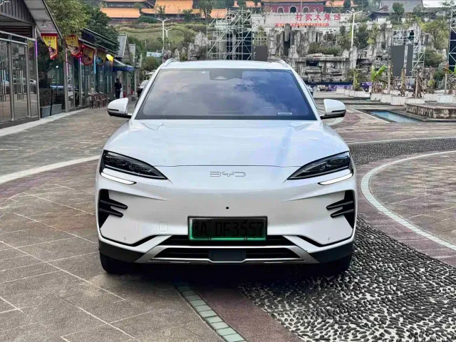 Фотография автомобиля — BYD Song PLUS