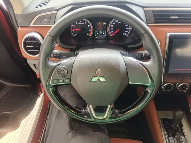 Mitsubishi ASX — Фото автомобиля 10