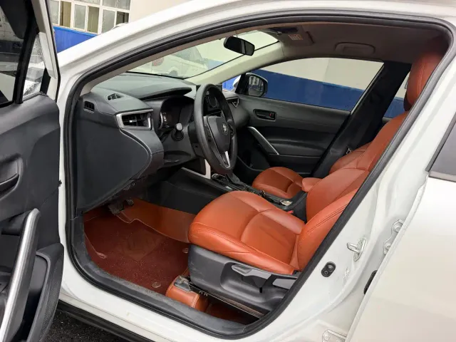 Toyota Frontlander — Фото автомобиля 12