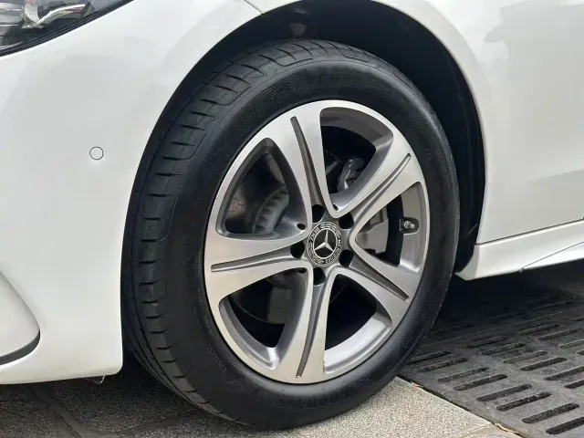 Mercedes-Benz C-Class — Фото автомобиля 20