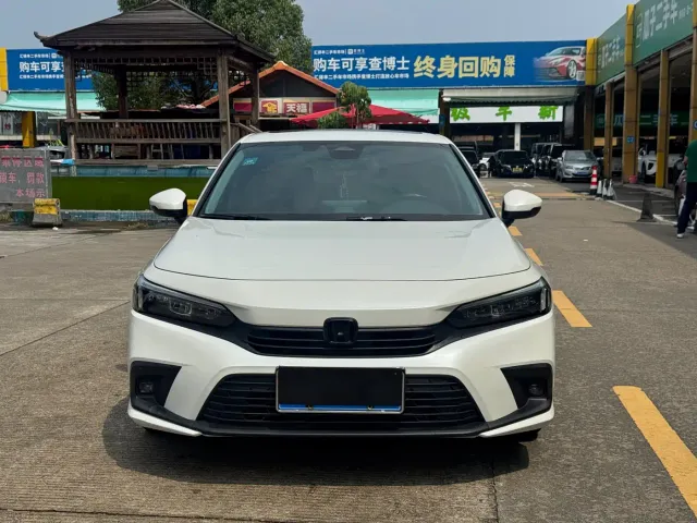 Honda Civic — Фото автомобиля 2