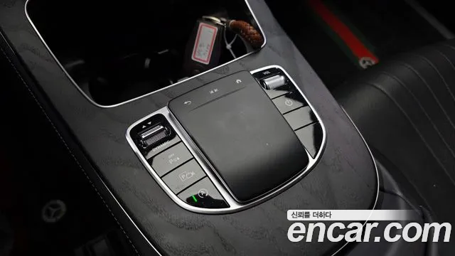 Mercedes-Benz CLS-Class — Фото автомобиля 18