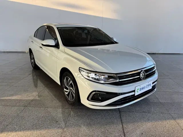 Volkswagen Bora — Фото автомобиля 24