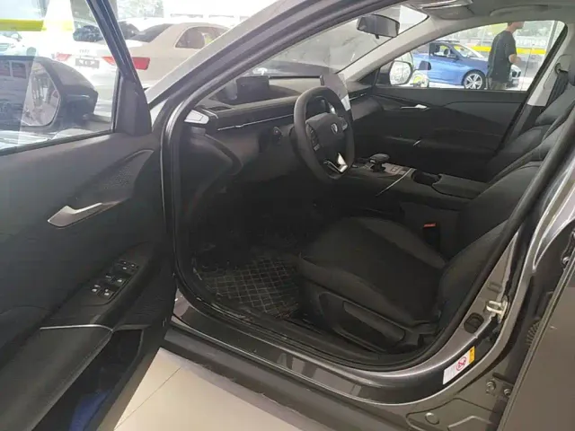 Changan Eado — Фото автомобиля 15