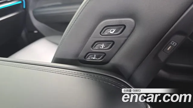 Hyundai Santa Fe MX5 — Фото автомобиля 29