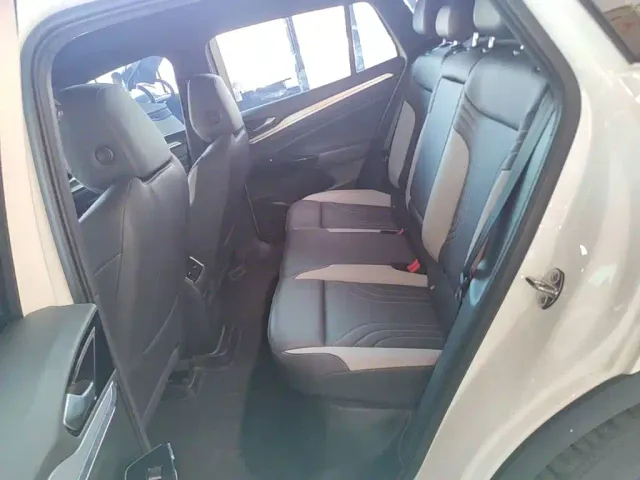 Volkswagen ID.4 Crozz — Фото автомобиля 16