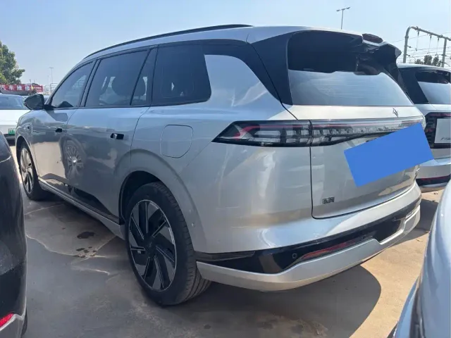 Dongfeng eπ 008 — Фото автомобиля 9