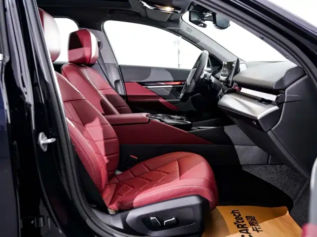 BMW 5 Series — Фото автомобиля 19
