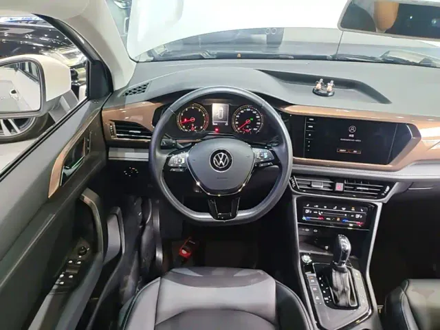 Volkswagen Tharu — Фото автомобиля 10