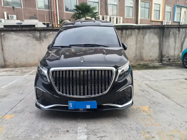 Фотография автомобиля — Mercedes-Benz V-Class