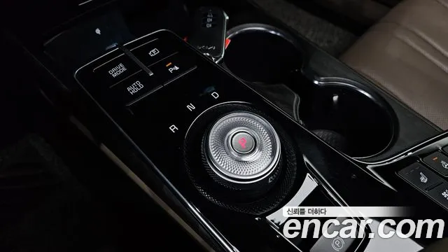 Kia K8 Hybrid — Фото автомобиля 12
