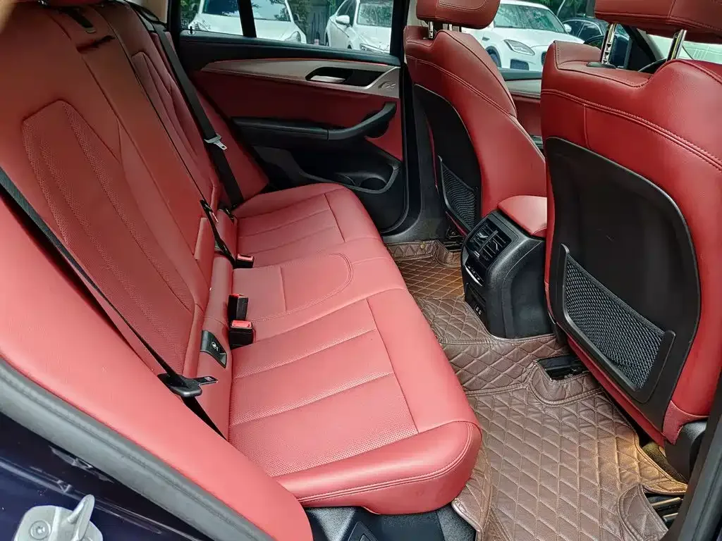 BMW BMW X4 2022 xDrive 25i M Sport Package — Фото автомобиля 11