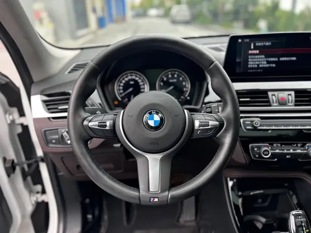 BMW X1 — Фото автомобиля 15