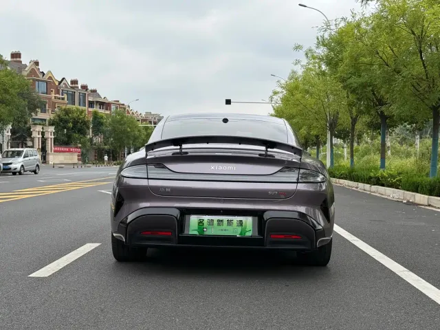 Xiaomi SU7 — Фото автомобиля 6