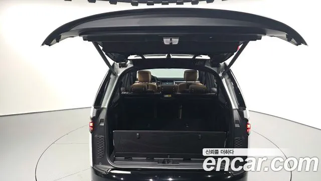 Land Rover Discovery — Фото автомобиля 20
