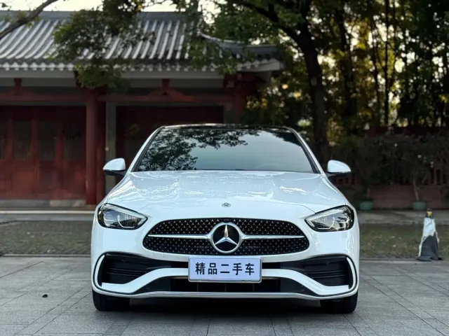 Mercedes-Benz C-Class — Фото автомобиля 2