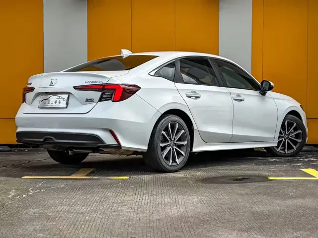 Honda Integra — Фото автомобиля 3