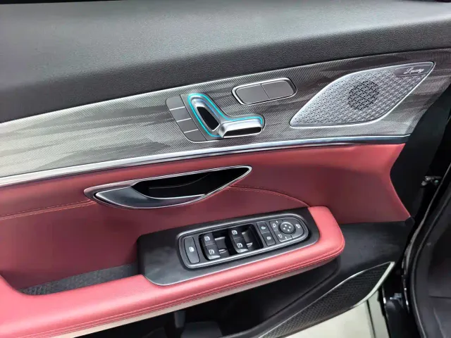 Jetour X70 Plus — Фото автомобиля 10