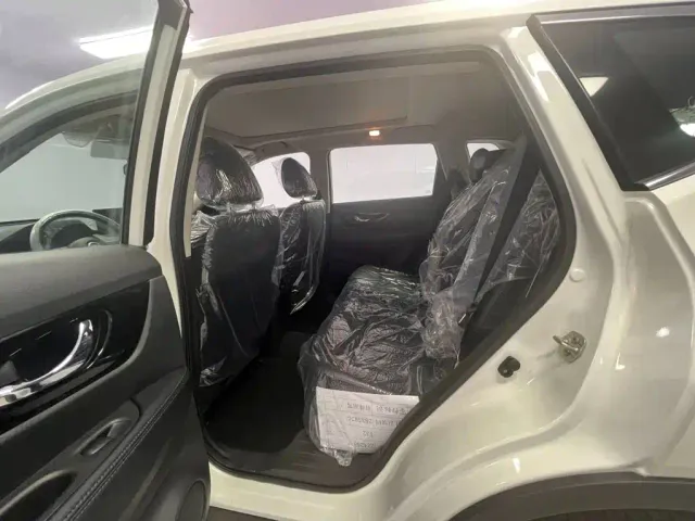 Nissan X-Trail — Фото автомобиля 11