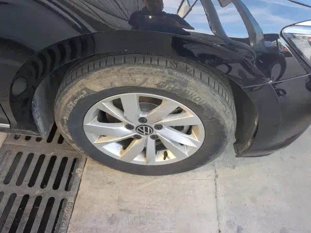 Volkswagen Passat — Фото автомобиля 6