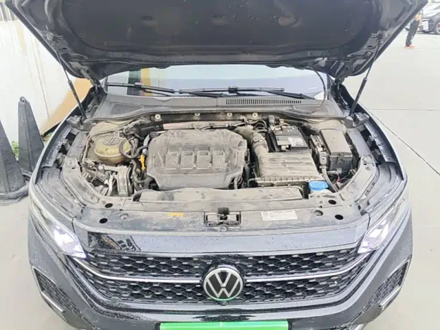 Volkswagen Passat — Фото автомобиля 19