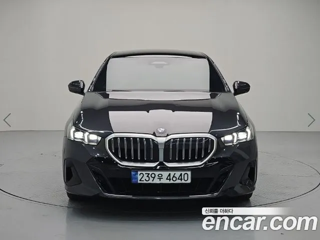 BMW 5 Series G60 — Фото автомобиля 2