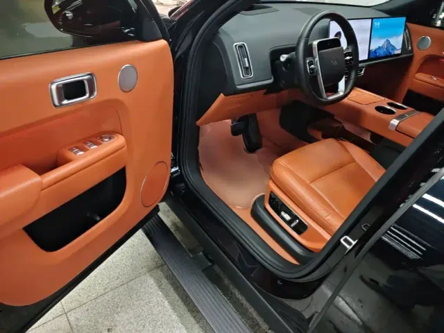 Li Auto L9 — Фото автомобиля 15