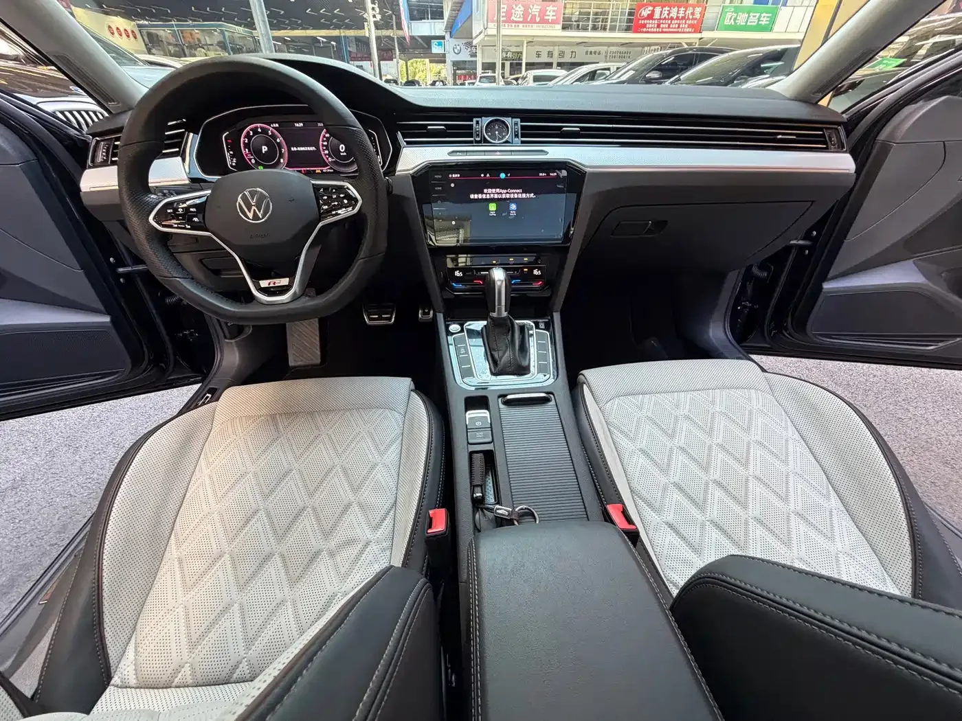 Volkswagen Magotan 2023 Model 2 Million Commemorative Edition 330TSI DSG Luxury — Фото автомобиля 20