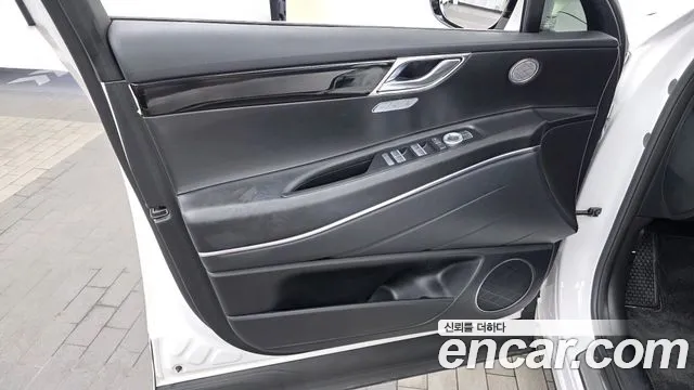 Genesis GV80 2.5T Бензин AWD — Фото автомобиля 22