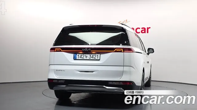 Kia Canival Carnival 4 поколение Дизель 7 мест Signature — Фото автомобиля 4