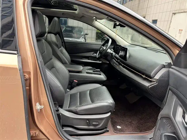 Nissan Ariya — Фото автомобиля 11