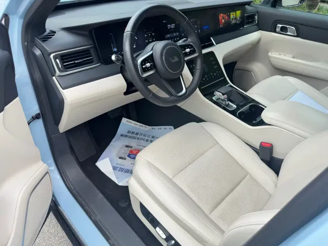 Li Auto ONE — Фото автомобиля 8